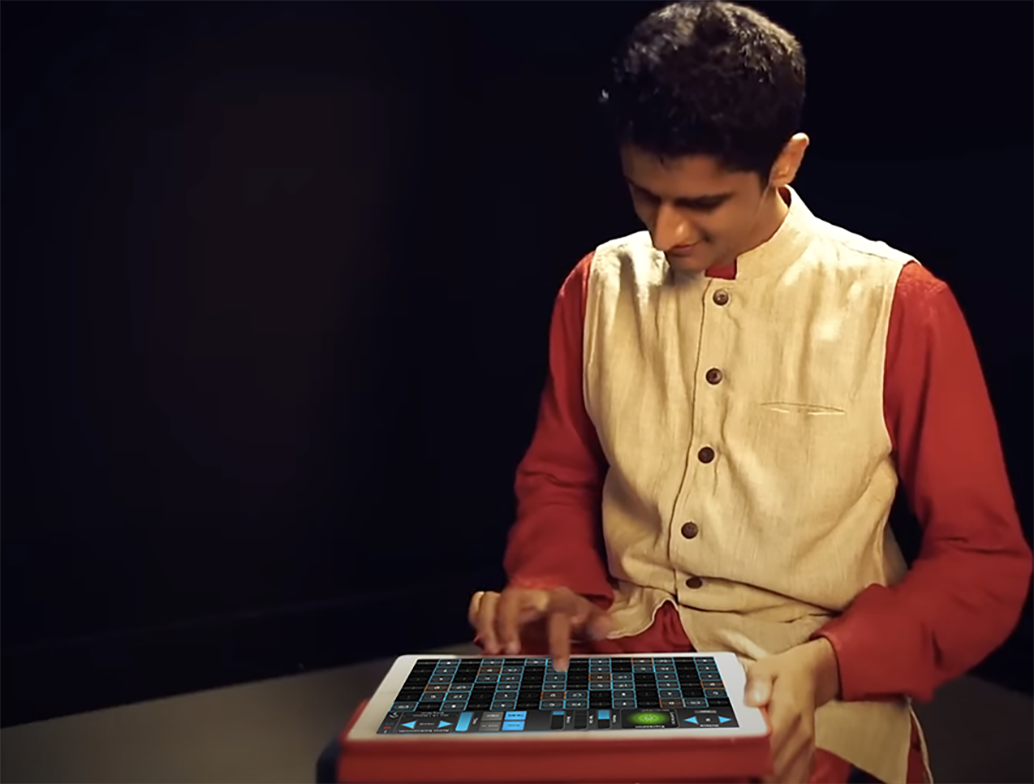 Mahesh Raghvan performing with GeoShred